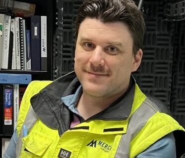 Devin Kelly, Betriebsspezialist für den Maschinenraum von Mercer Celgar, Empfänger der Pulp and Paper Canada Top 10 Under 40 2021